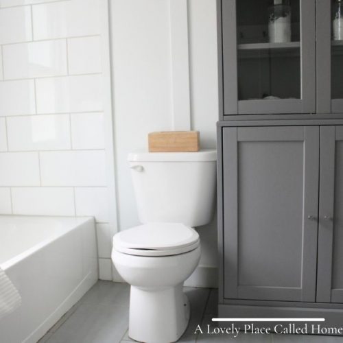 how to deep clean your bathroom naturally 